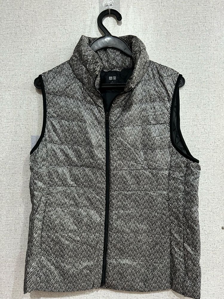 Uniqlo Down Puffer Vest
