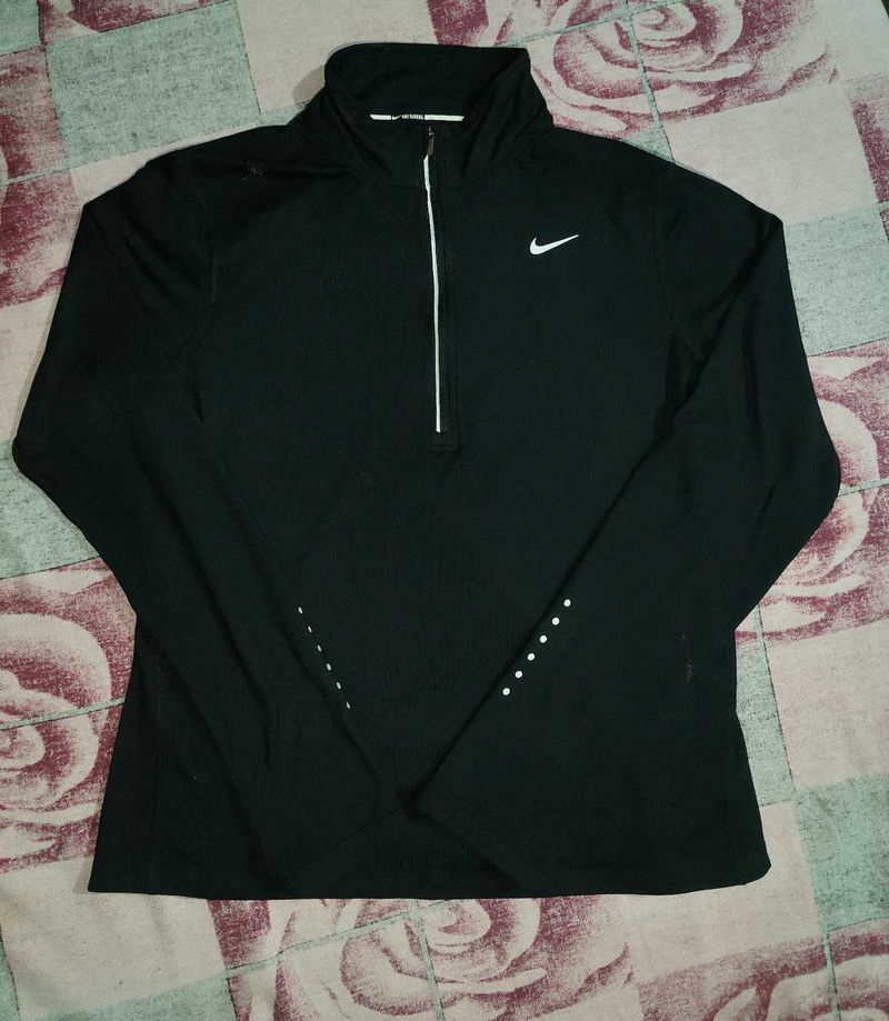 Nike Swift Uni-sex Dri-FIT UV 1/4-Zip Running Top
