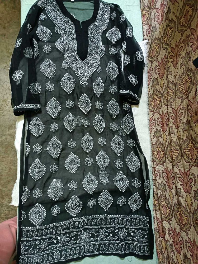 Black Embroidered Kurta