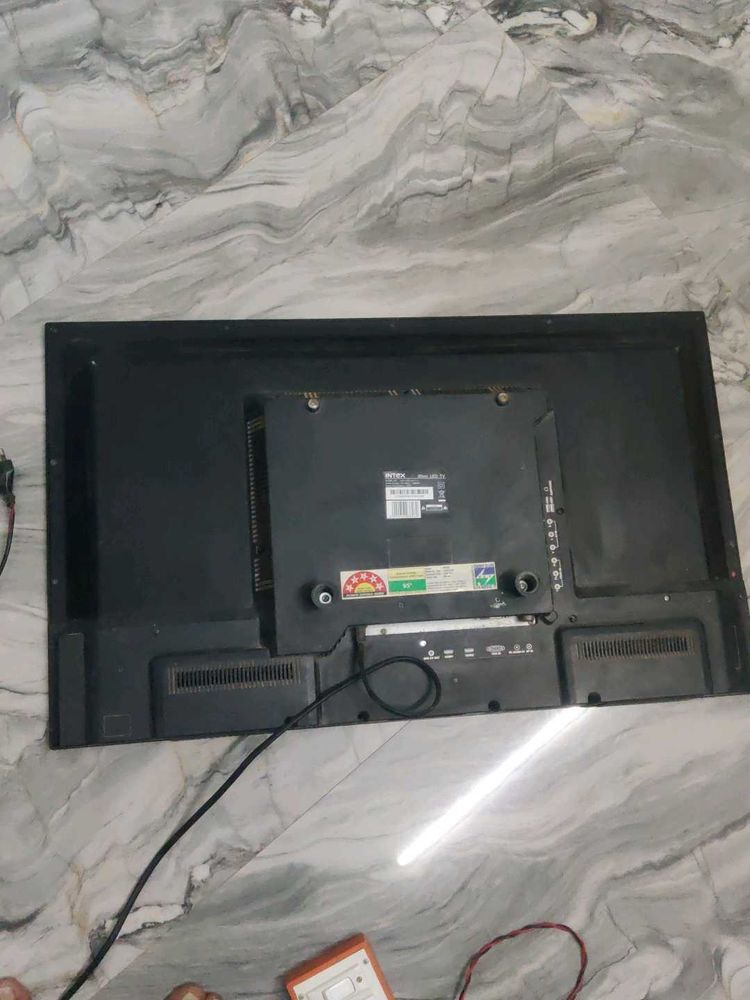 Intex 32 Inch Led Tv