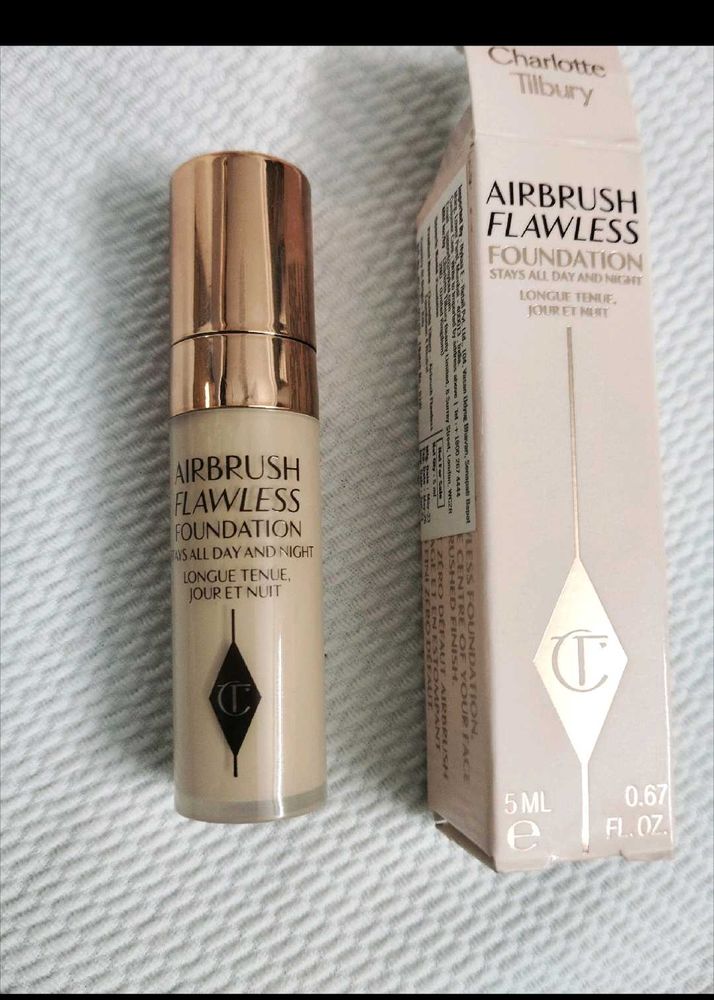 Charlotte Tilbury Foundation And Magic Cream Minis