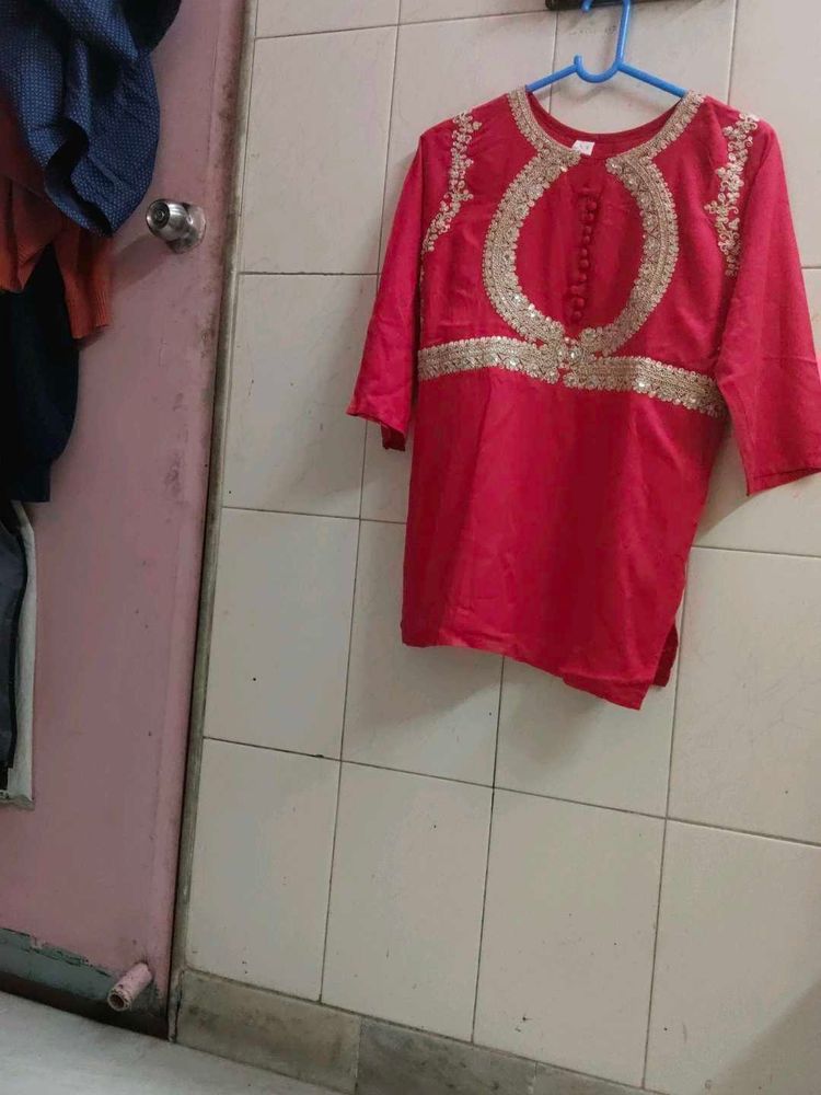 Red &amp; Gold Embellished Tunic Top