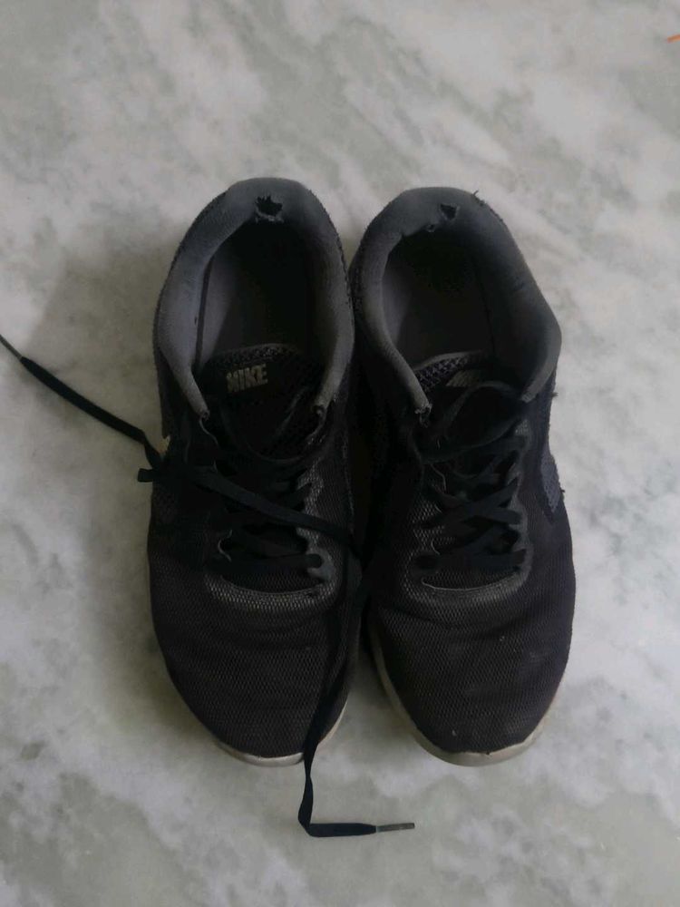 Used Trekking Shoes