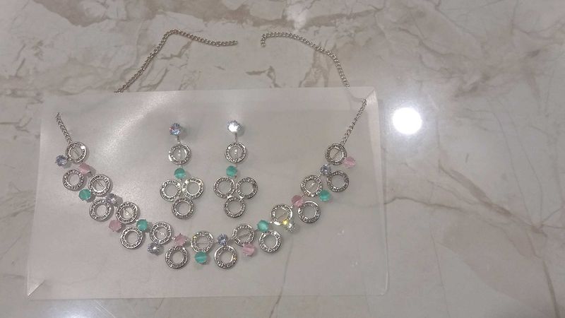 Necklace &amp; Earring Set