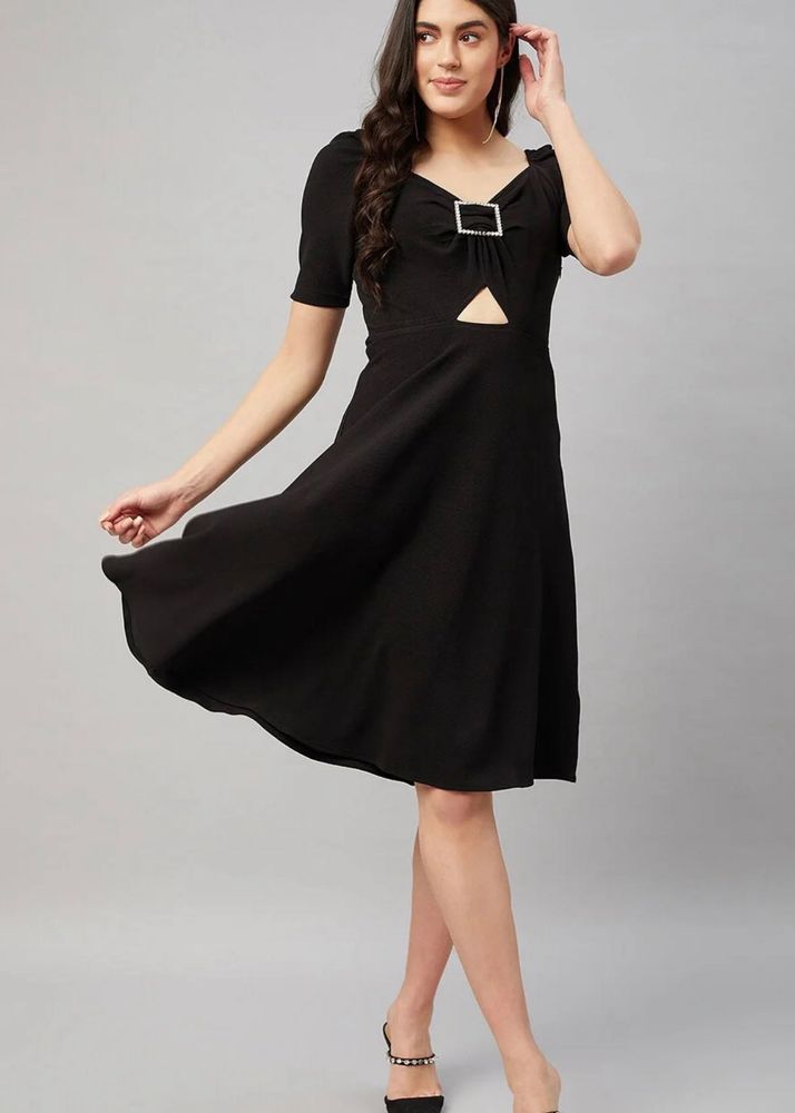 Chic Black Cutout Dress