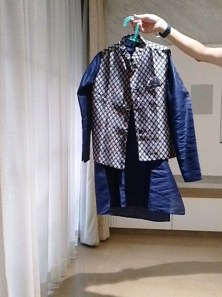 Blue Solid kurta Pyjama
