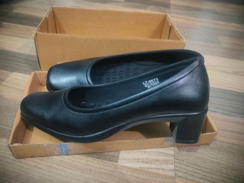 Block Heels(2.3 Inches Heels)