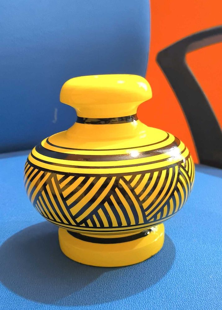 Yellow Showpiece