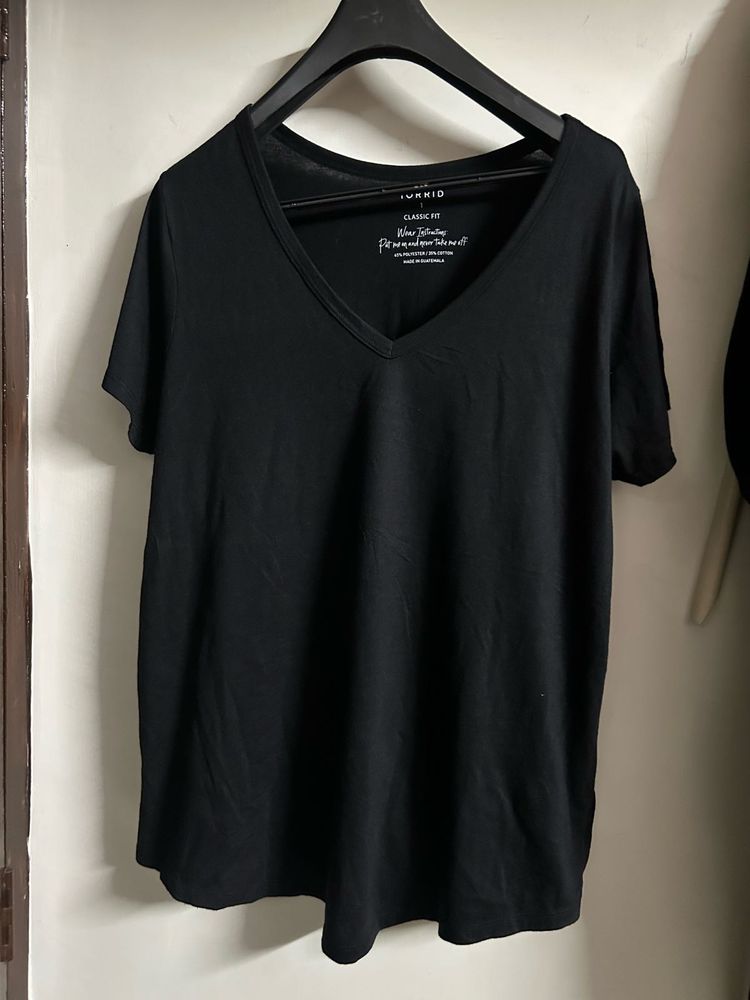 Black V-Neck Tee