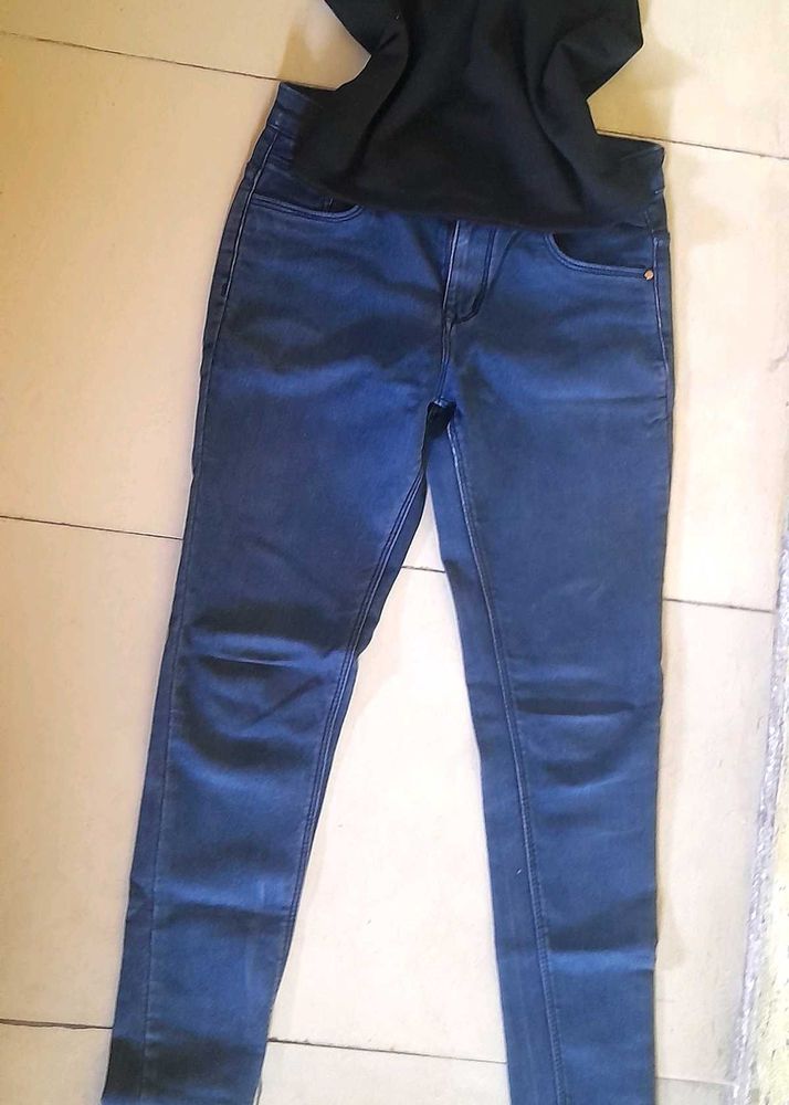 Dark Wash Skinny Jeans