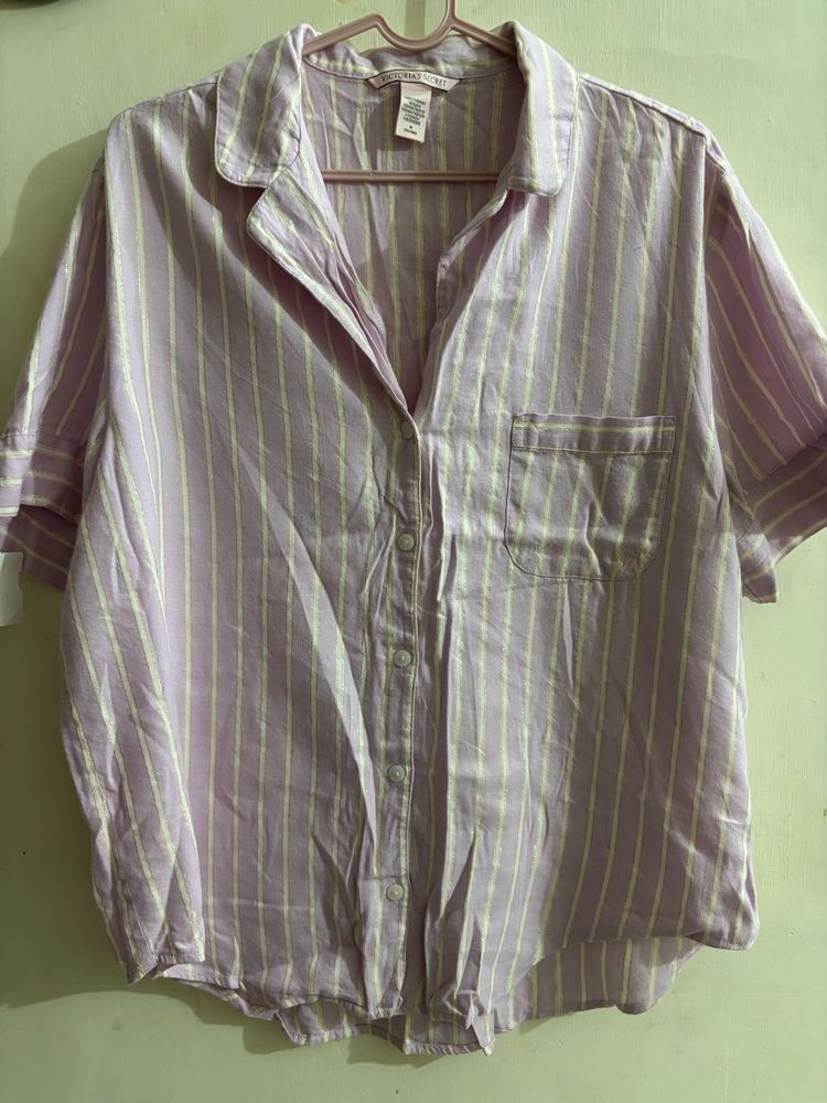 purple and white stripe pattern