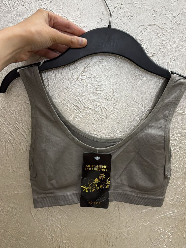 Seamless Non Paded Sports Bra