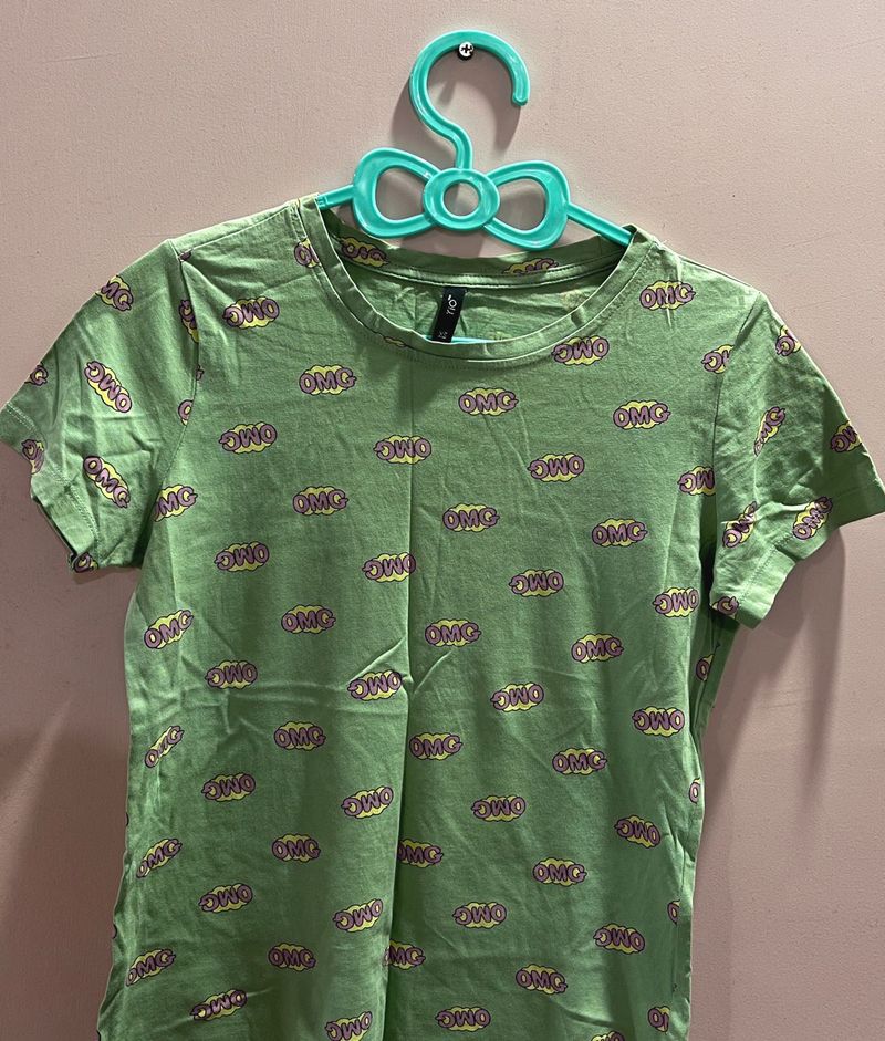 Green Graphic Print T-Shirt