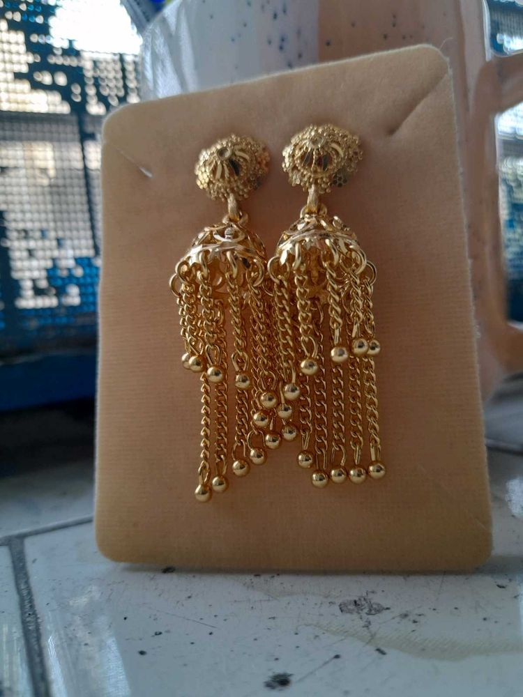 Eardrops With Bracelet