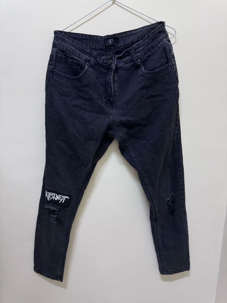 Distressed black jeans