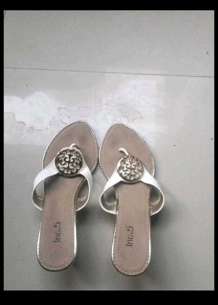 Inc.5 White Thong Sandals
