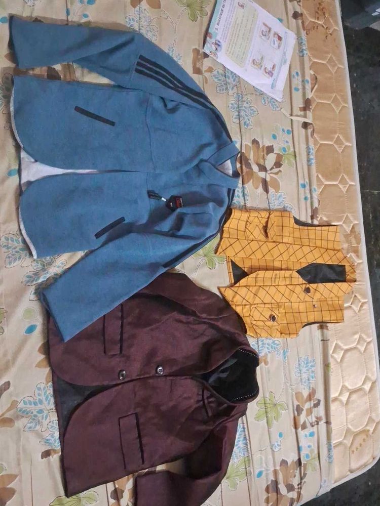 Boy&#39;s Blazer Bundle