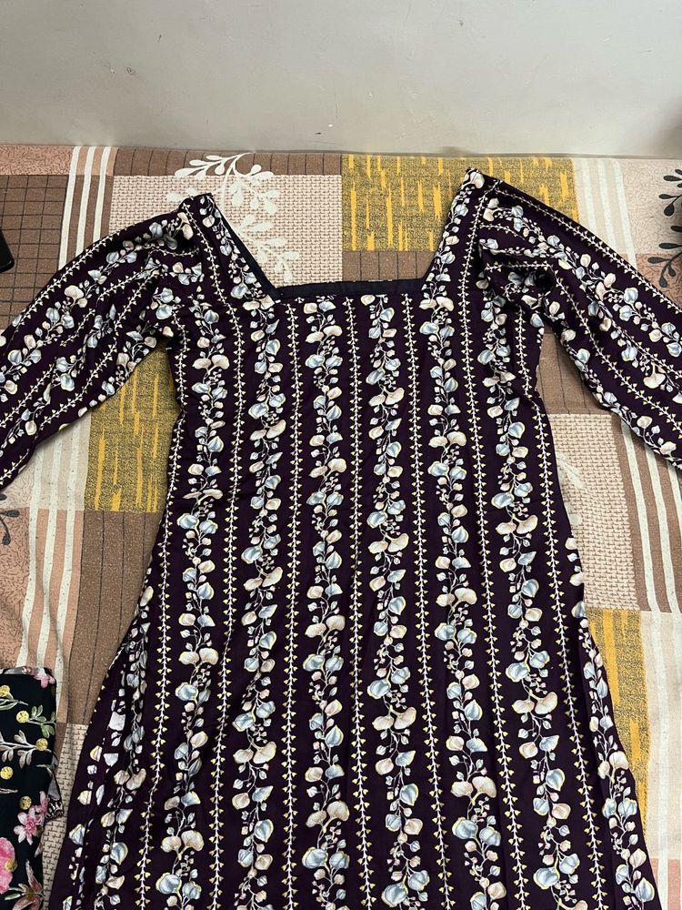 Floral Print Short Kurti