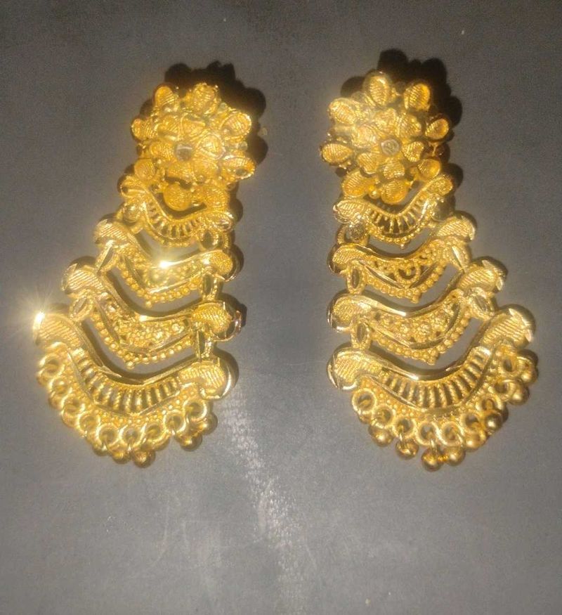 Golden Dangle Earring,s