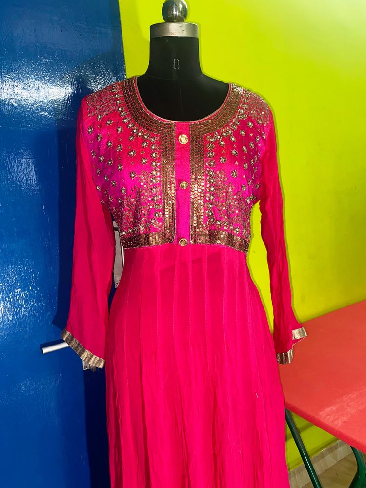 Anarkali Suit🩷