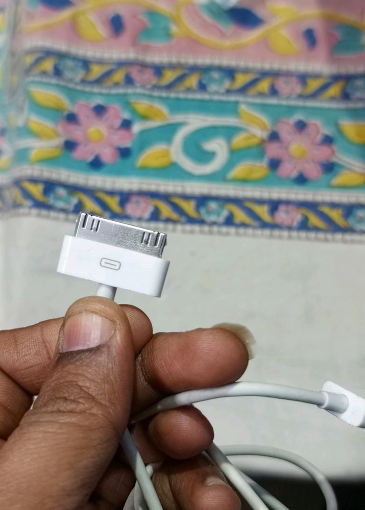 Iphone 4s Charging Cable With Good Condition