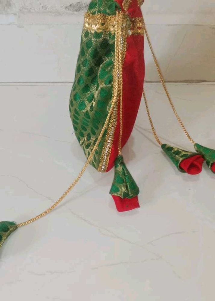 Elegant Red &amp; Green Potli Bag