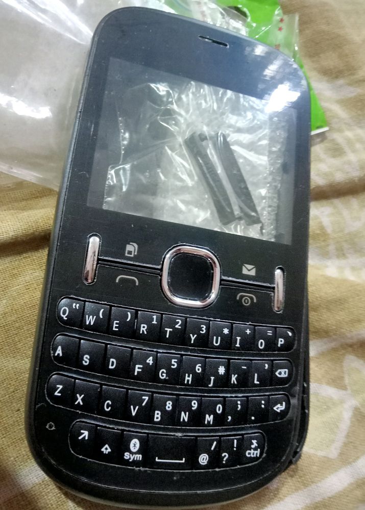 Nokia N200 Casing Cover.  In Condition Given Like New Because freeUp Team Asking About Tag Sign