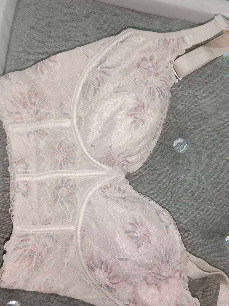 Elegant Floral Lace Bra