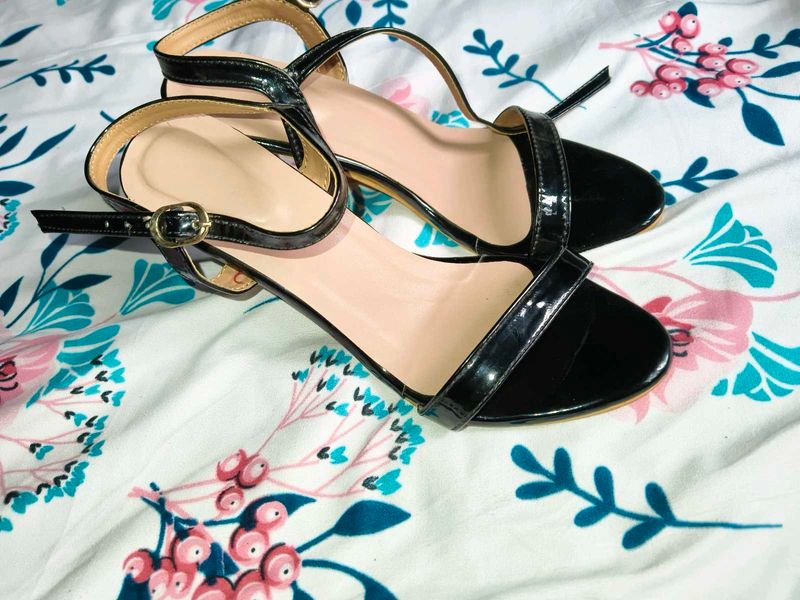 Brand New Black Heel