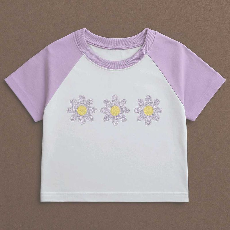 Daisy Graphic Tee