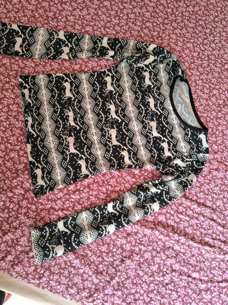 Christmas Patterned Long Sleeve Top warm