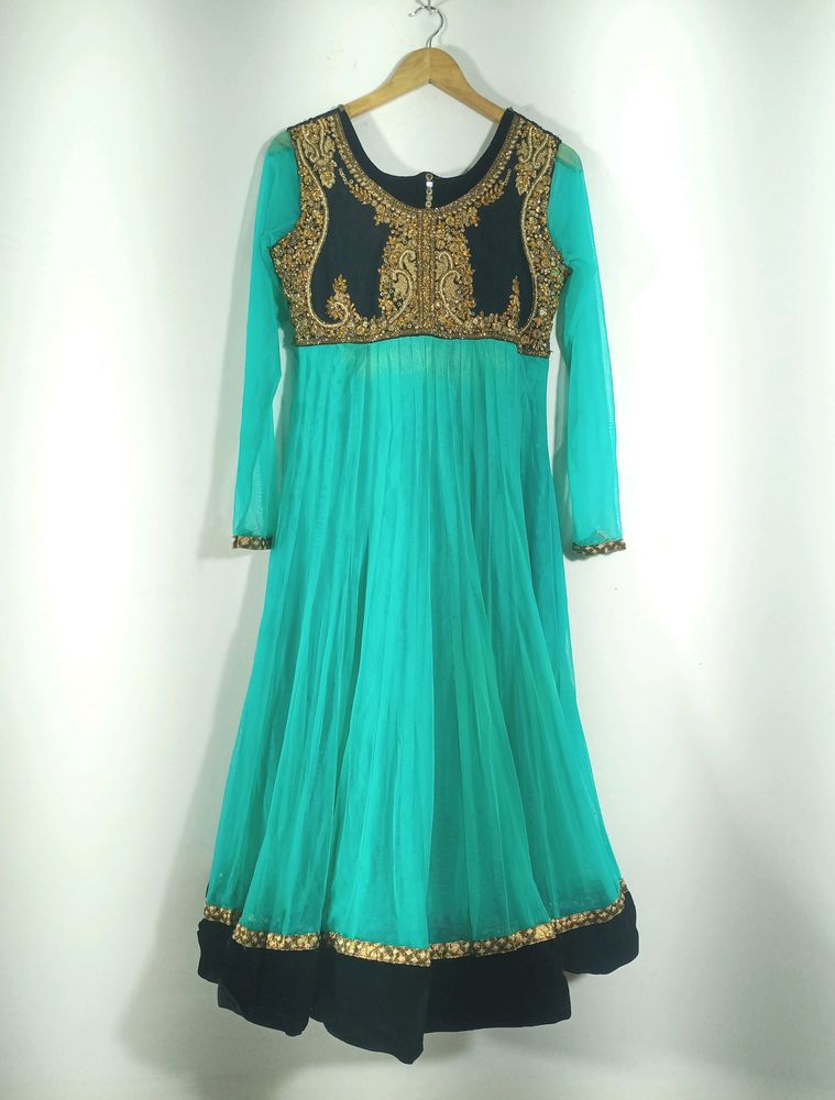 Green embroidered Anarkali Kurta (Women&#39;s)