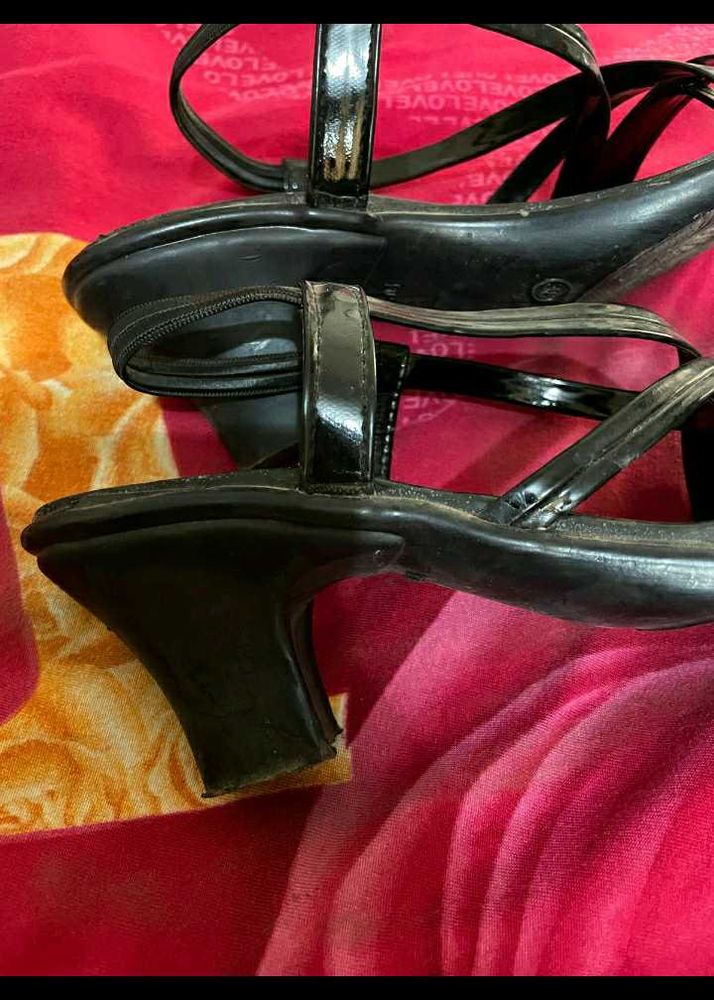black heel