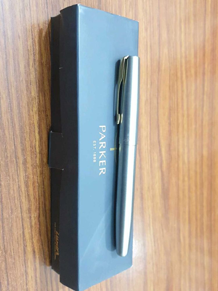 Parker Frontier Stainless GT Roller Ball Pen