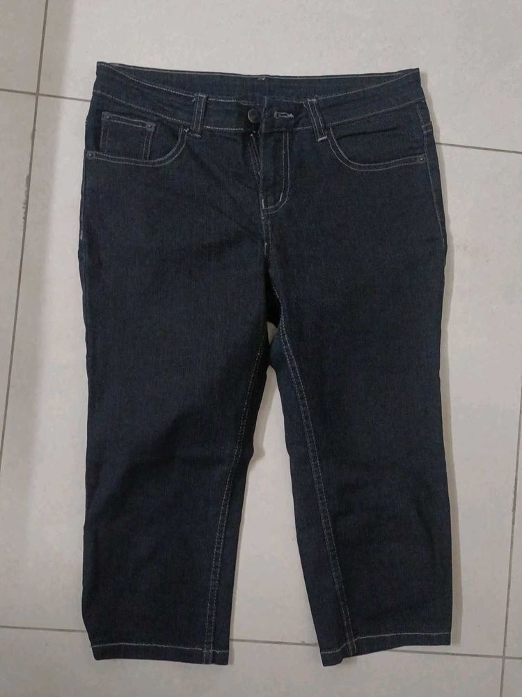 Dark Wash Denim Capri Pants
