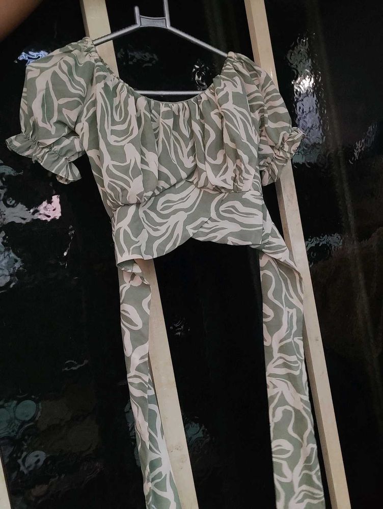 Back Knot Top