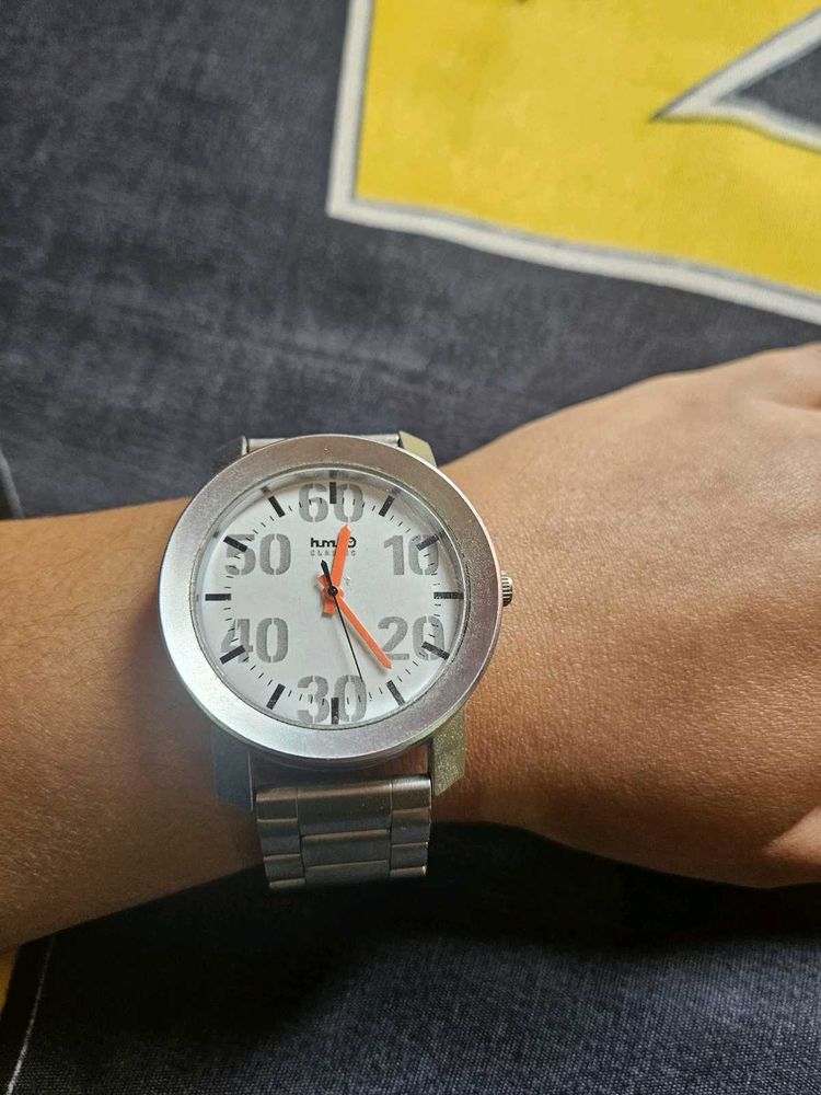 Stylish HM Classic Silver Watch