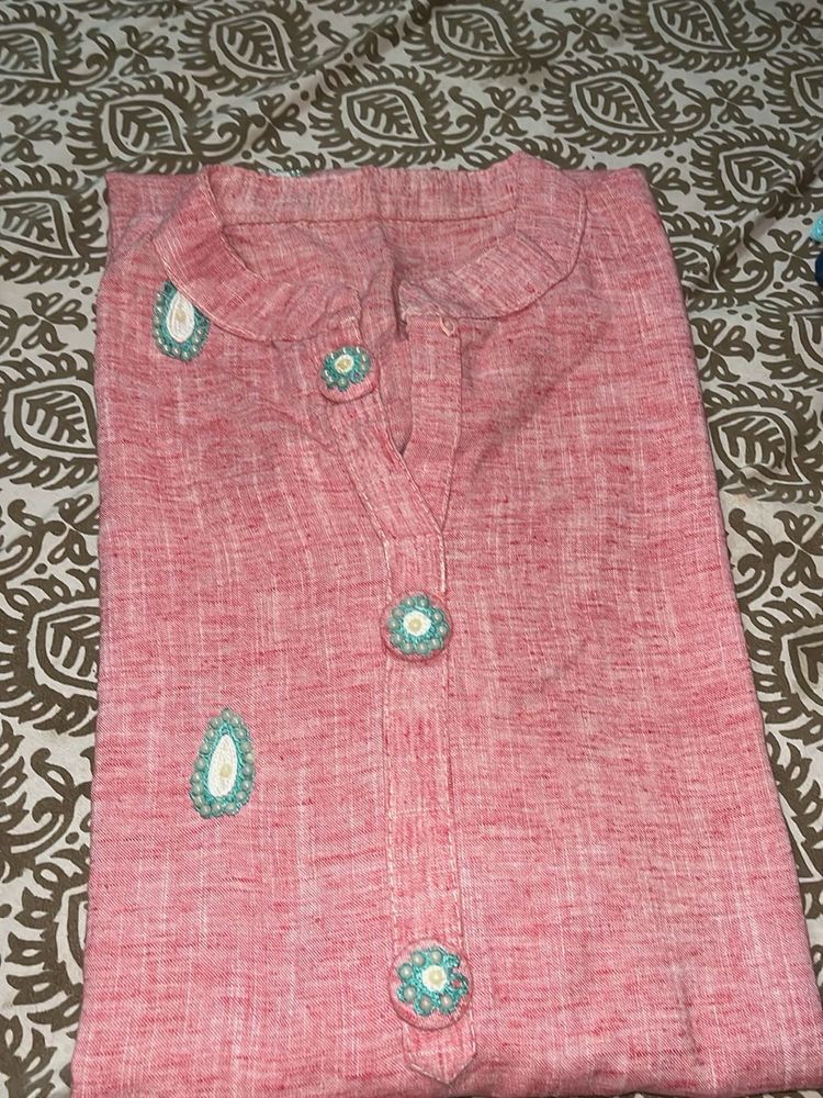 Elegant Pink Embroidered Kurta