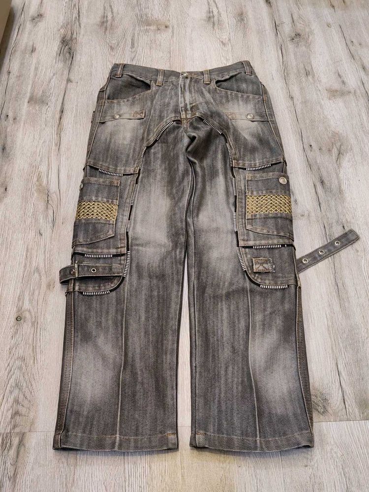 Ma2141 Sabrin cargo jeans waist 28 inches