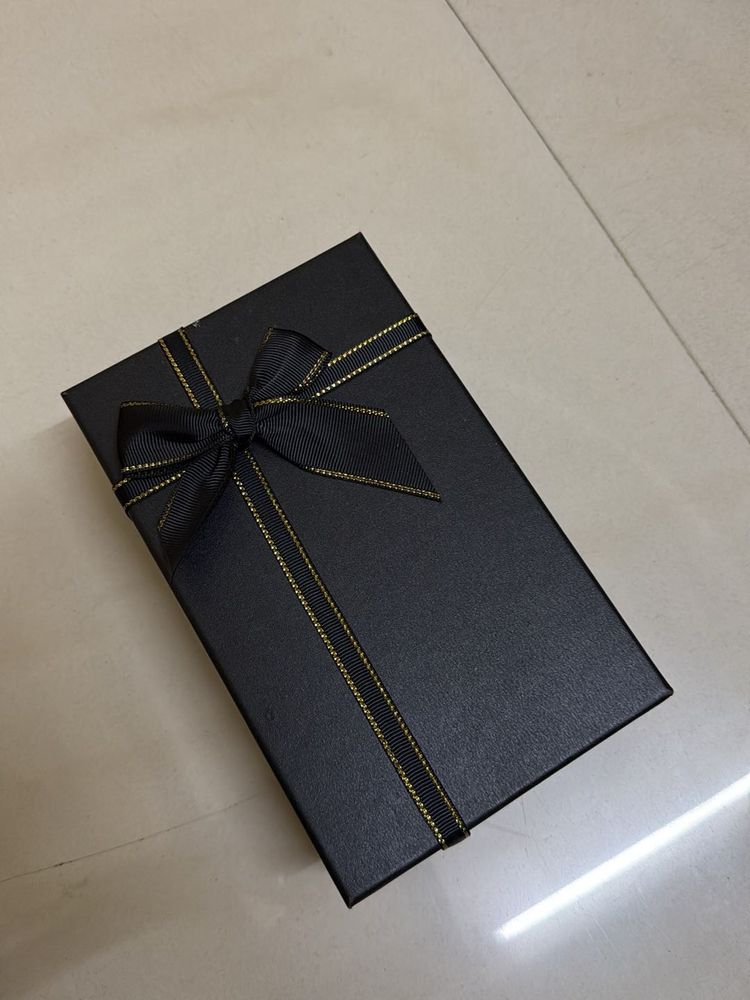 Black Gifting box