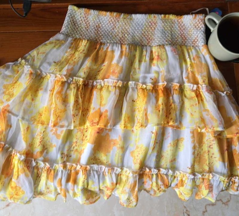 Floral Tiered Knee Length Skirt