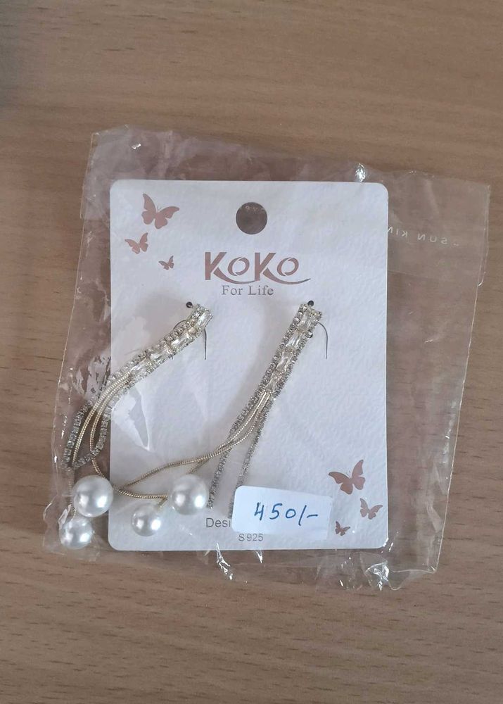 Pearl Drop Earrings🦪