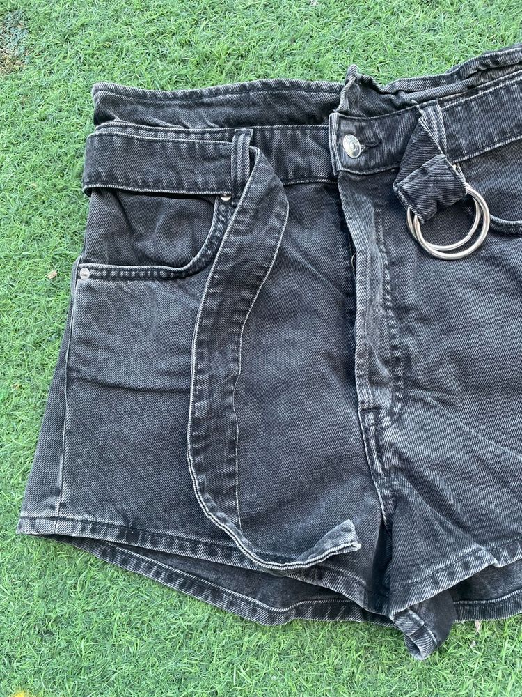 Black belted denim shorts