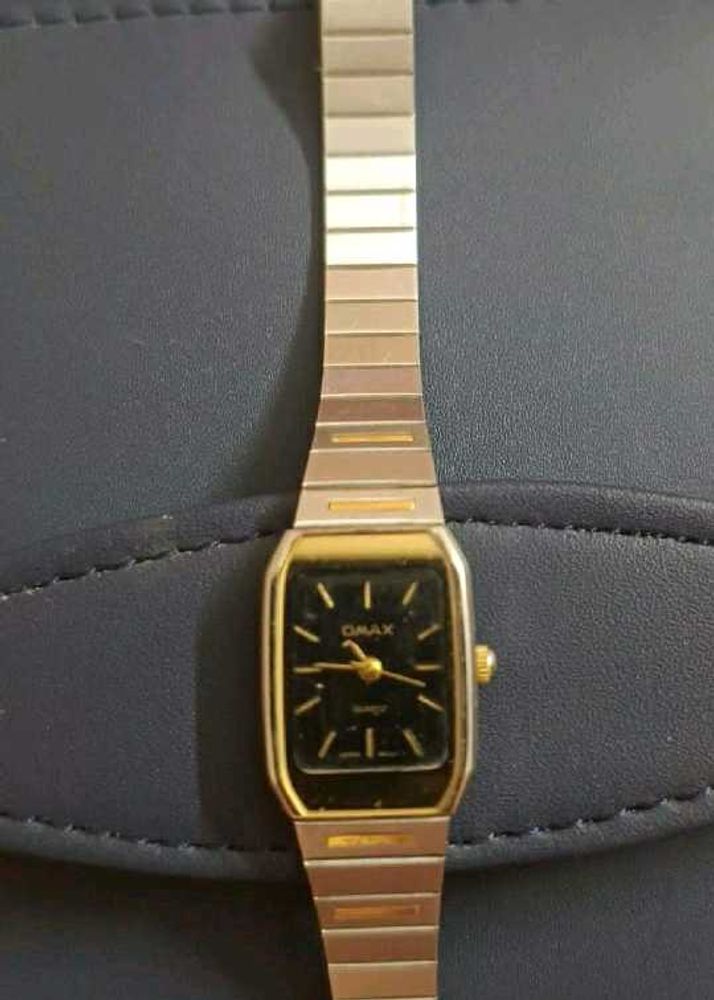 Omax Quartz Watch