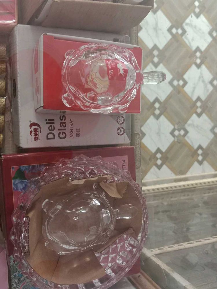 Glass Showpiece Tortoise