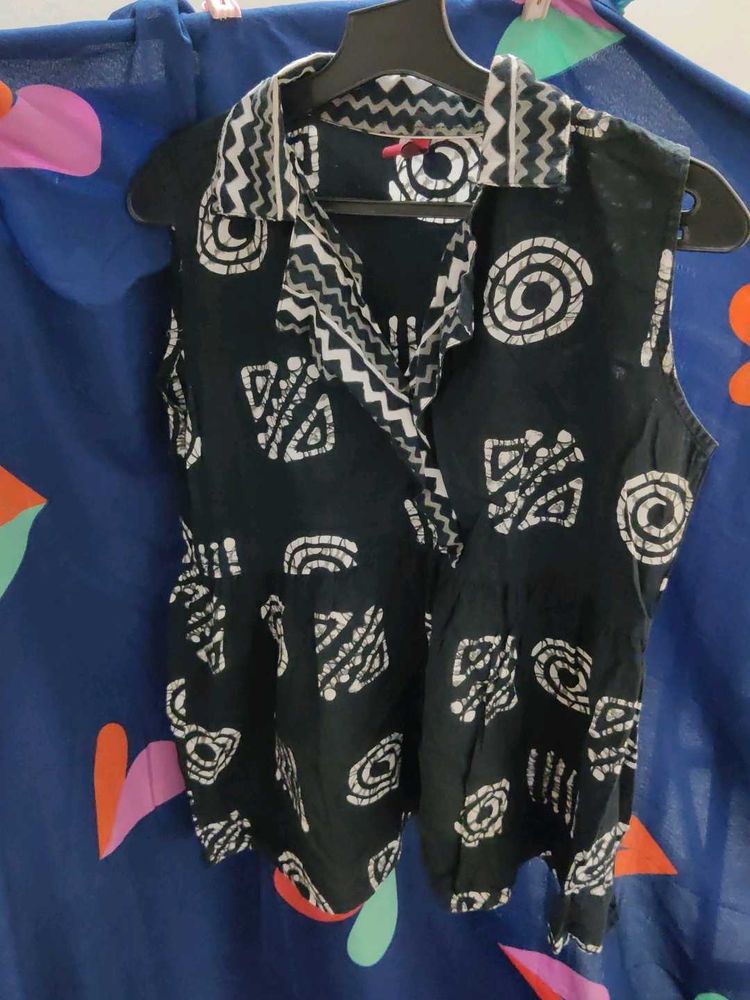 Vintage Sleeveless Blouse