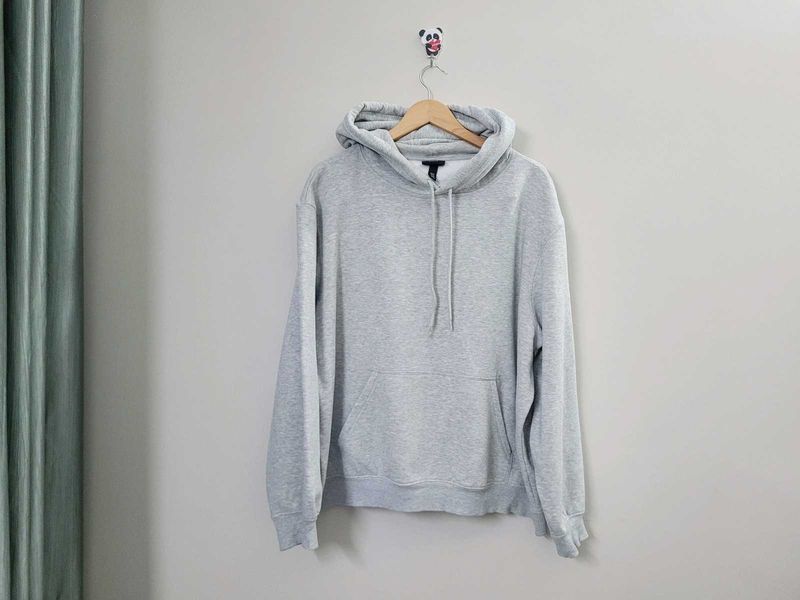 H&amp;M Solid Grey Relaxed Fit Hoodie Unisex