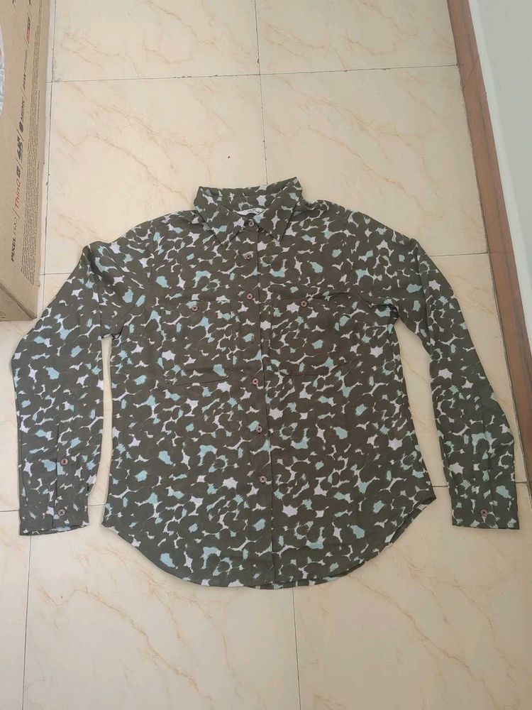 Patterned Long Sleeve Shirt