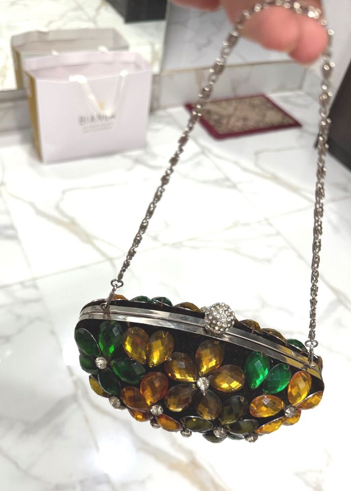 Elegant Beaded Velvet Clutch