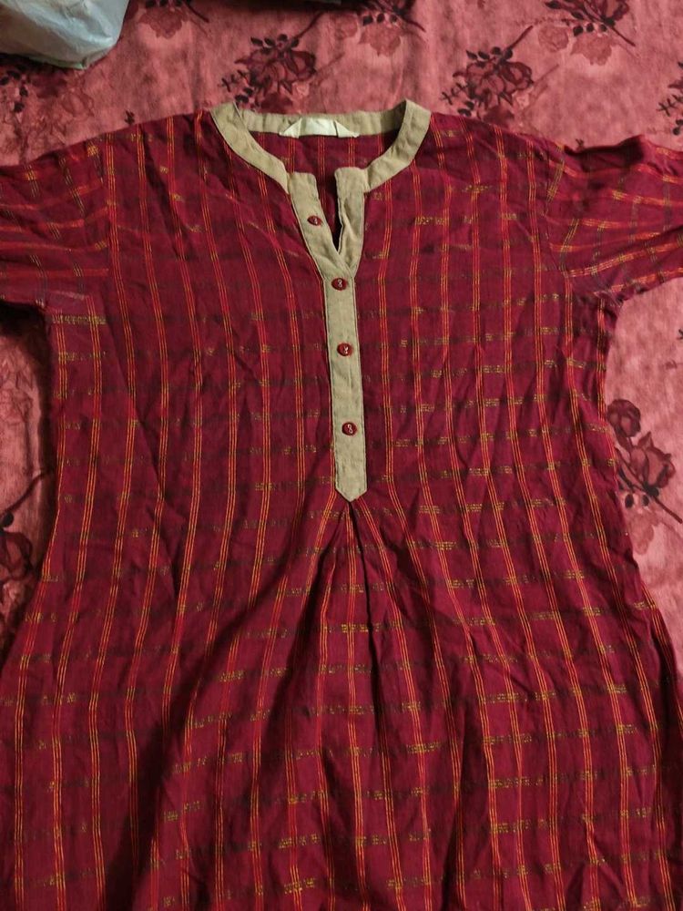 Elegant Red Striped Kurta